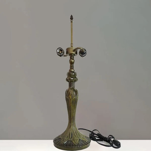 Tiffany table lamp antique - table,