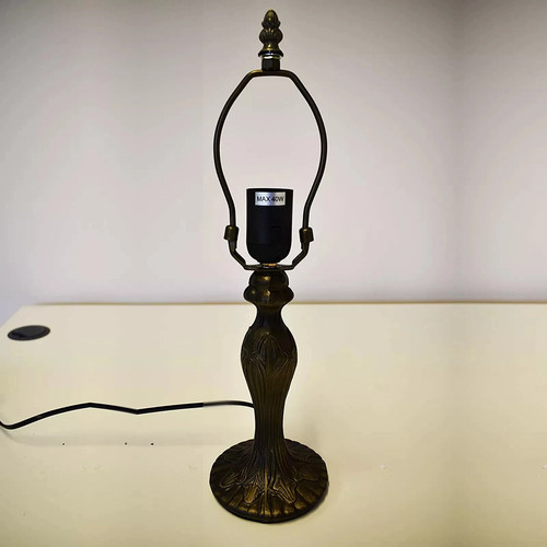 Tiffany table lamp antique - table,
