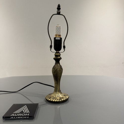 Tiffany table lamp antique - table,